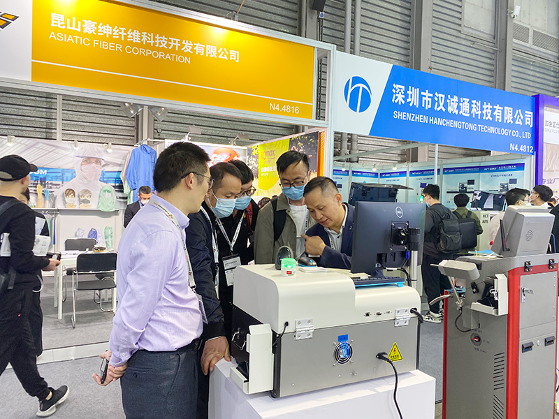 寶爾威新品CR測試儀吸引了大量觀眾 寶爾威新品CR測試儀吸引了大量觀眾